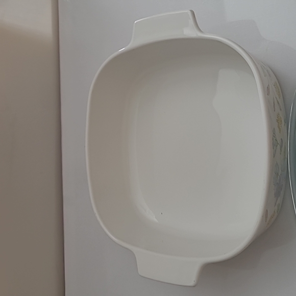 Vintage corningware A-2-B 2L Casserole dish with pyrex lid paster flower pattern - Picture 2 of 5